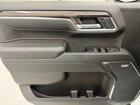 Certified 2023 Chevrolet Silverado 1500 LTZ w/ LTZ Premium Package AWD/4WD image 20