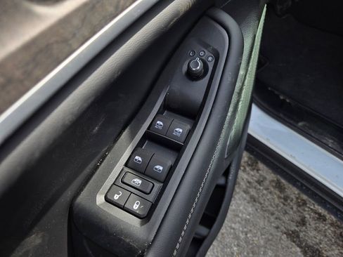 New 2026 Jeep Grand Cherokee L Limited image 10