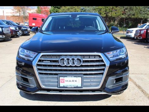 Used 2017 Audi Q7 3.0T Premium Plus image 2