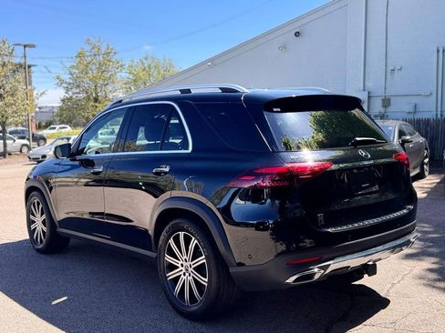 Used 2025 Mercedes-Benz GLE 450 4MATIC image 4