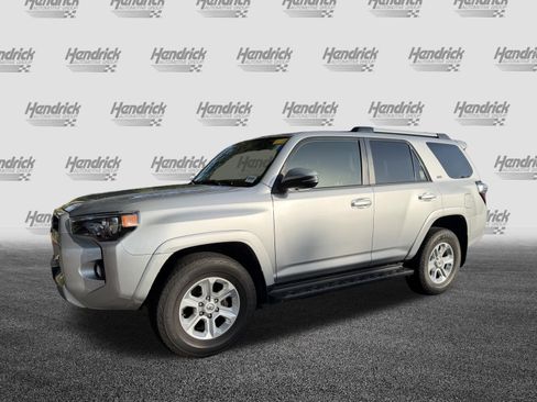 Used 2020 Toyota 4Runner SR5 Premium w/ Moonroof Package AWD/4WD image 6