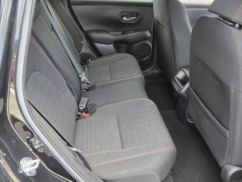 Used 2025 Honda HR-V Sport image 17