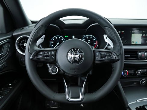 New 2025 Alfa Romeo Stelvio Sprint w/ Convenience Package image 19