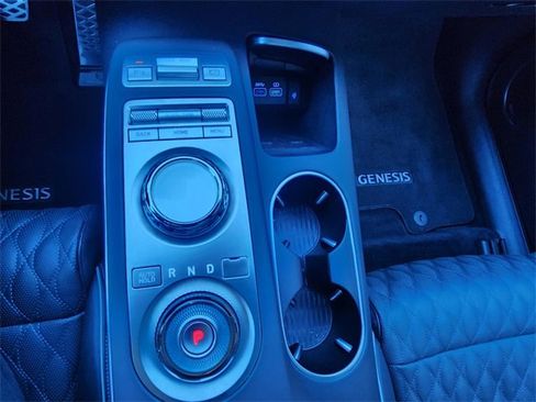 Used 2025 Genesis GV70 3.5T Sport w/ Sport Advanced Package image 15