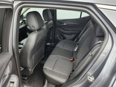 Used 2022 Buick Encore GX Preferred w/ Cold Weather Comfort Package AWD/4WD image 25
