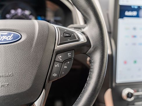 Used 2024 Ford Edge SEL image 28