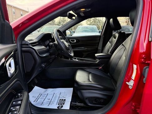 Used 2022 Jeep Compass Limited image 27