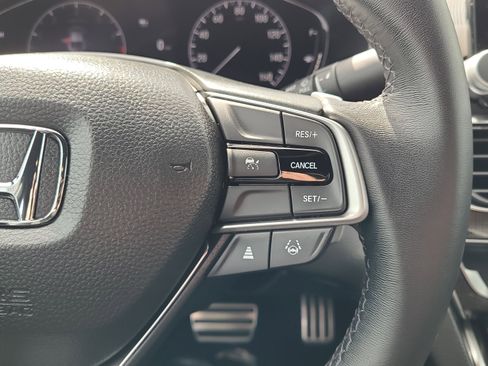 Used 2022 Honda Accord Sport image 13