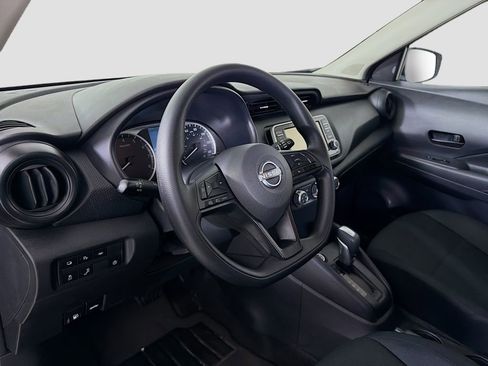 Used 2025 Nissan Kicks Play S FWD image 10