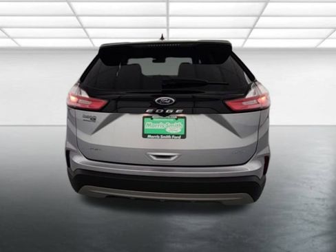 Used 2022 Ford Edge SEL w/ Convenience Package image 7