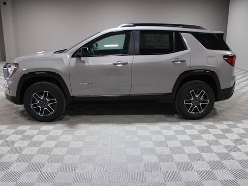 New 2026 GMC Terrain AT4 AWD/4WD image 8