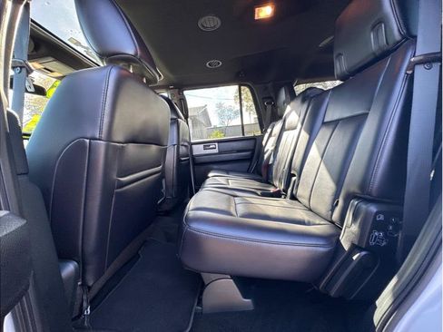 Used 2017 Ford Expedition Limited image 13