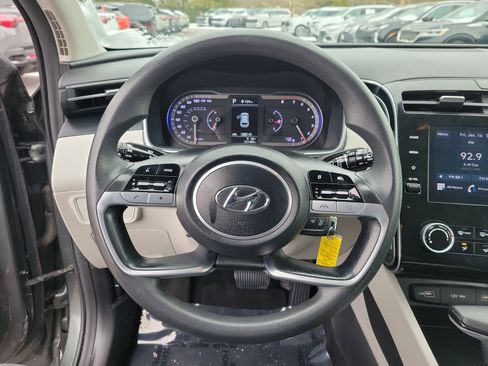 Used 2022 Hyundai Tucson SE image 21