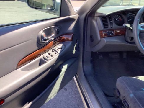 Used 2005 Buick Le Sabre Custom FWD image 19