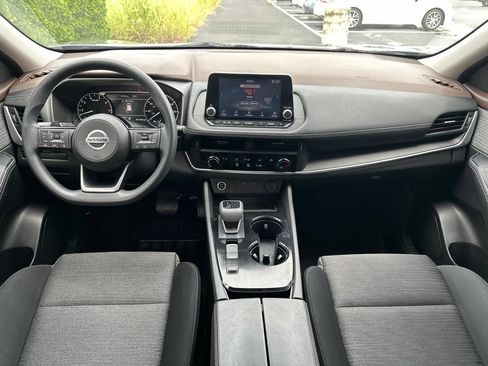 Used 2021 Nissan Rogue S FWD image 27
