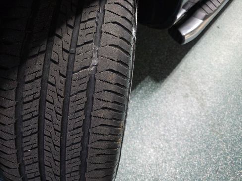 Used 2014 Ford F150 XLT w/ Equipment Group 302A Luxury image 13