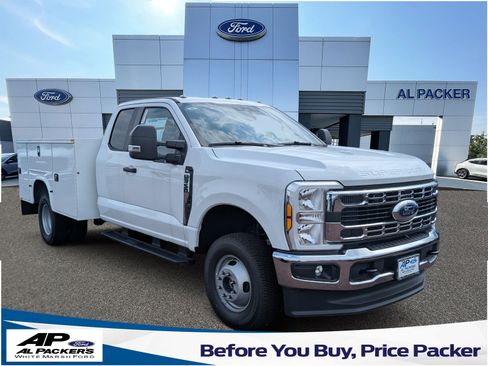 New 2026 Ford F350 XL w/ XL Chrome Package AWD/4WD image 1