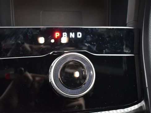 New 2025 Jeep Grand Cherokee Altitude image 21