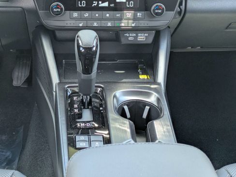 Used 2026 Subaru Outback Limited AWD/4WD image 20