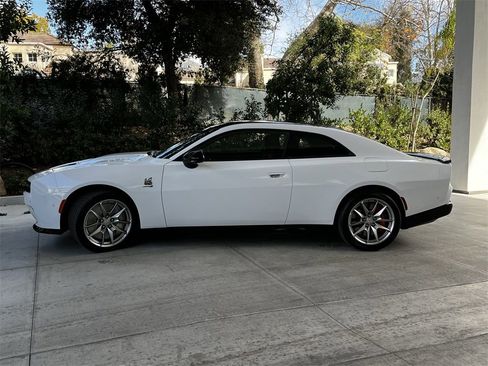 New 2025 Dodge Charger R/T Scat Pack w/ Track Pack image 6