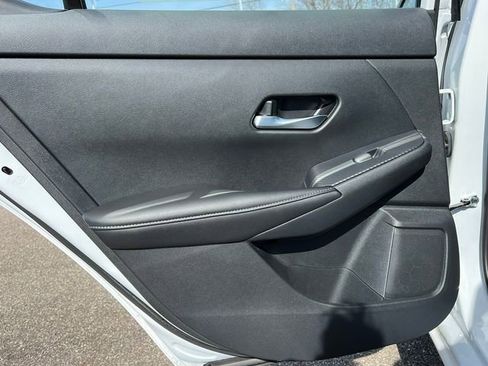 Used 2023 Nissan Sentra SV image 29