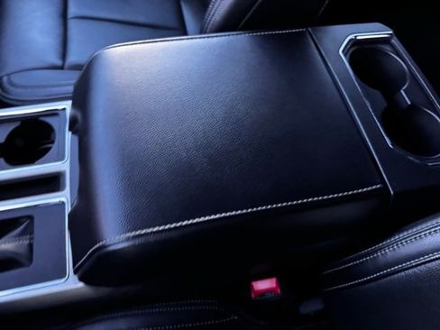 Used 2020 Ford F150 Lariat w/ Equipment Group 502A Luxury image 19