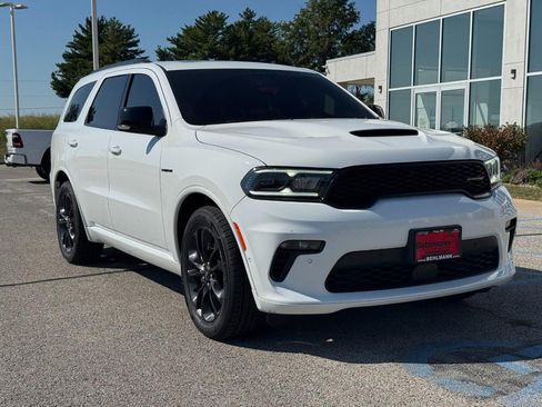 Used 2023 Dodge Durango R/T AWD/4WD image 2