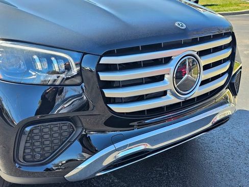 New 2026 Mercedes-Benz GLS 450 4MATIC image 3