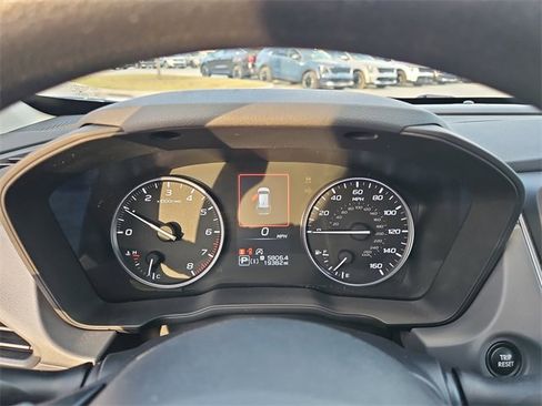 Used 2024 Subaru Crosstrek 2.0i Premium image 19