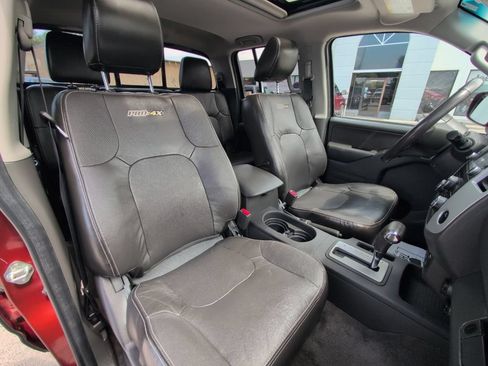 Used 2016 Nissan Frontier PRO-4X w/ Pro-4x Luxury Package AWD/4WD image 25