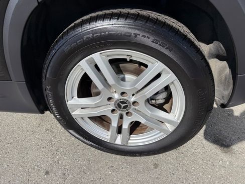 Used 2023 Mercedes-Benz GLB 250 4MATIC image 13
