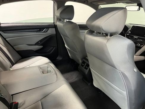Used 2019 Honda Accord EX image 14
