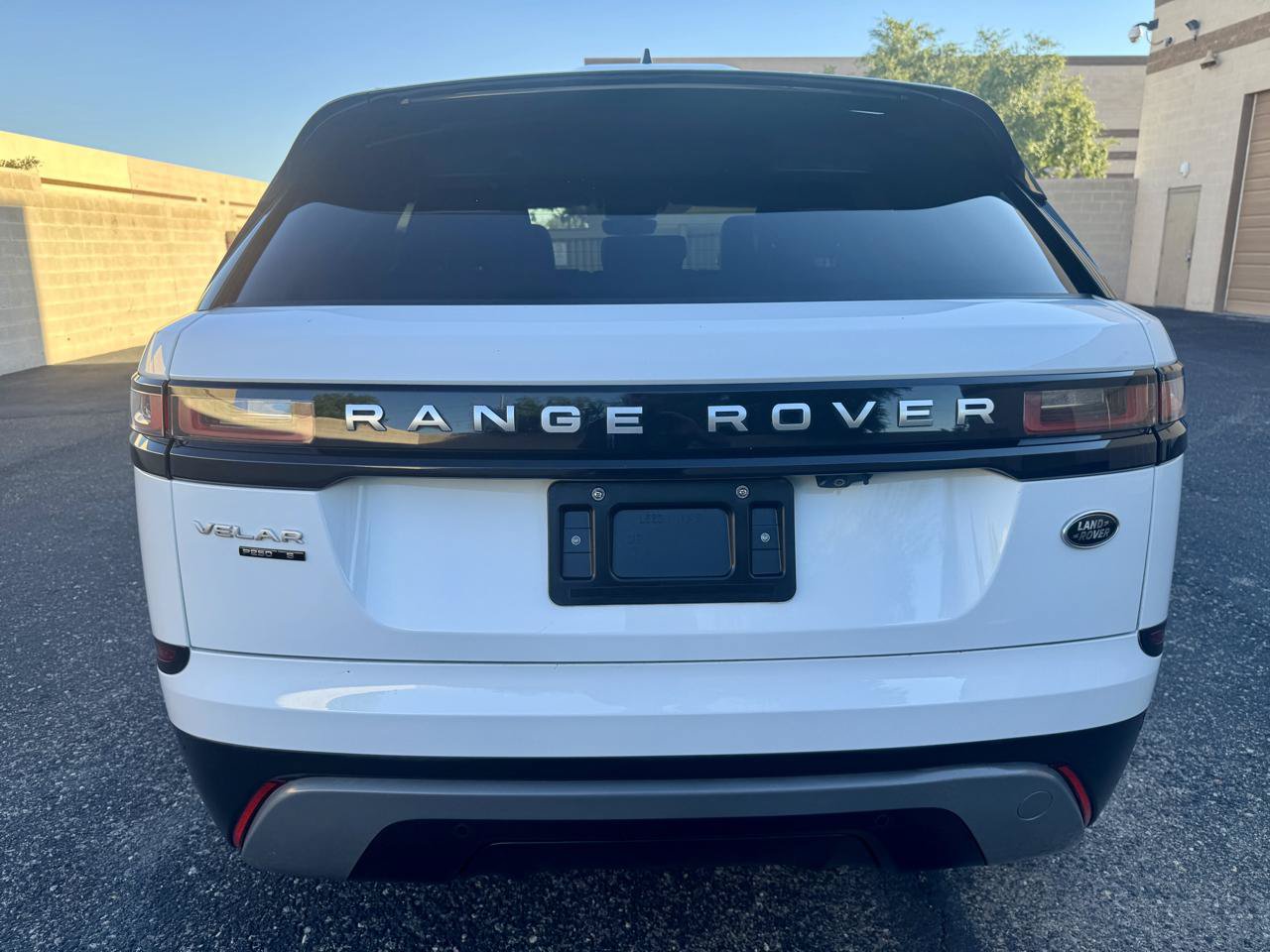 Used 2020 Land Rover Range Rover Velar S AWD/4WD image 6