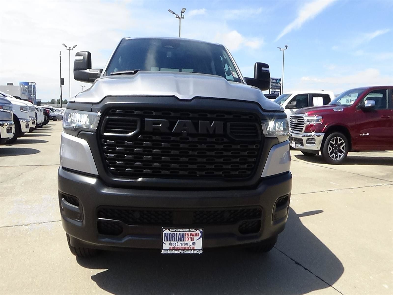 Used 2025 RAM 1500 Tradesman AWD/4WD image 3