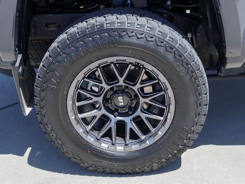 Certified 2024 Toyota Tacoma TRD Sport AWD/4WD image 11