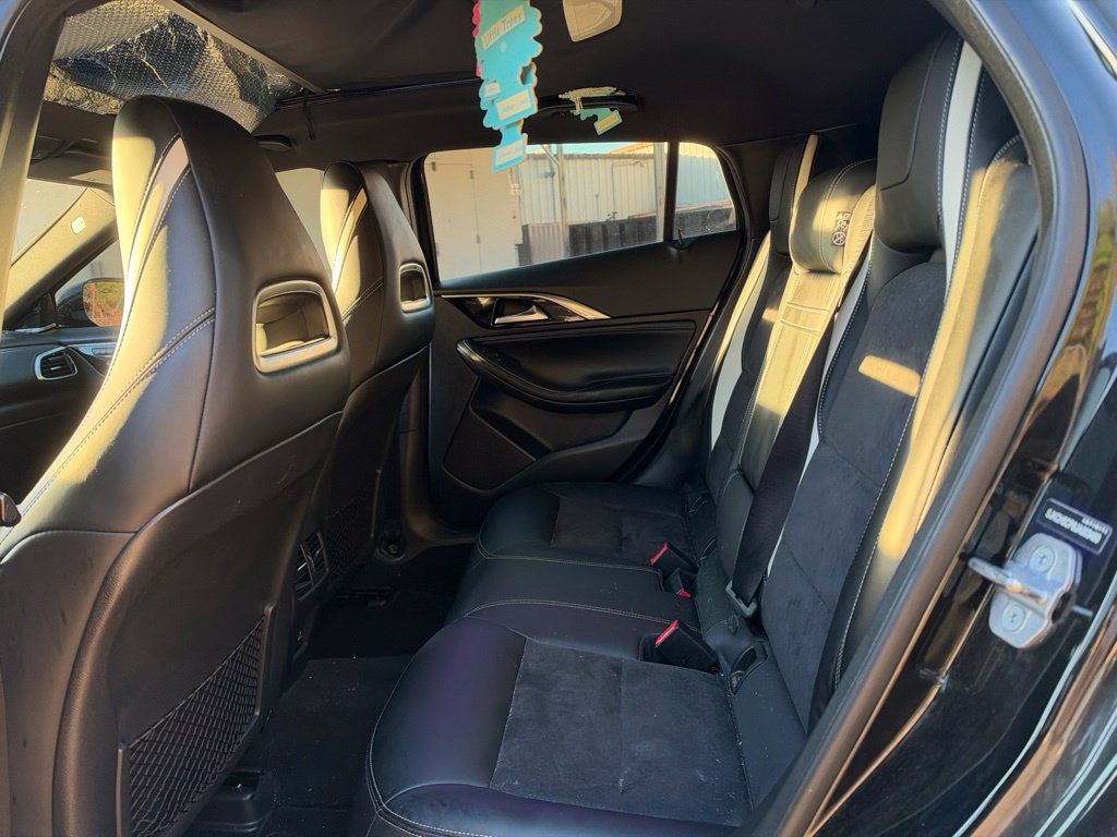 Used 2018 INFINITI QX30 Sport w/ Cargo Package FWD image 6