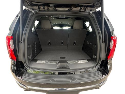 Certified 2025 GMC Yukon AT4 AWD/4WD image 18