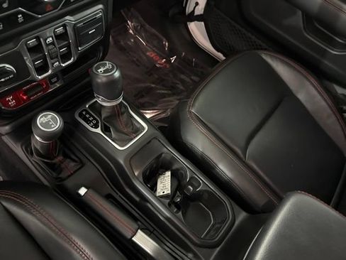 Used 2018 Jeep Wrangler Unlimited Rubicon AWD/4WD image 20