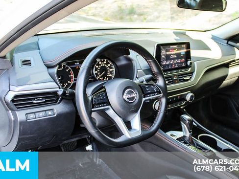 Used 2025 Nissan Altima 2.5 SR FWD image 27