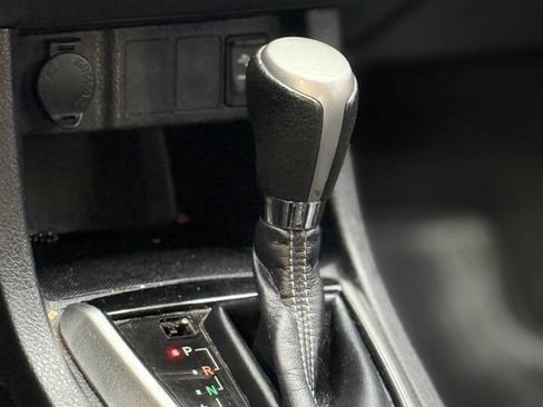 Used 2014 Toyota Corolla S image 17