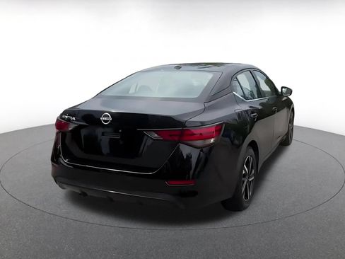 Used 2025 Nissan Sentra SV FWD image 11