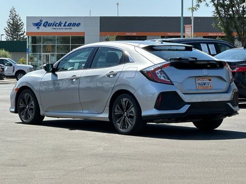 Used 2017 Honda Civic EX image 3