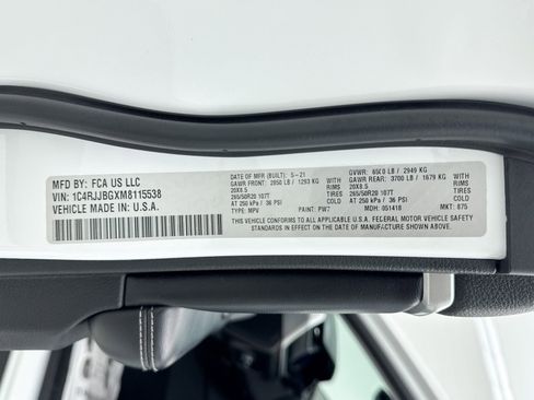 Used 2021 Jeep Grand Cherokee L Limited image 40