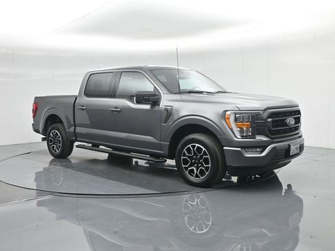 Used 2022 Ford F150 XLT w/ Equipment Group 302A High image 33