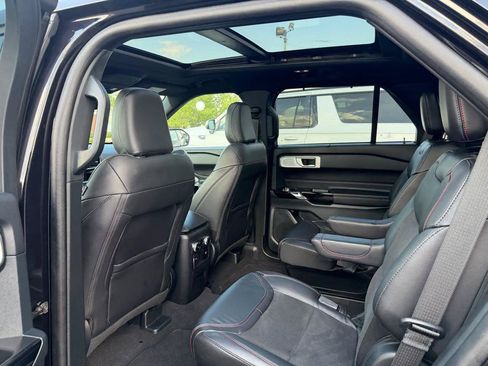 Used 2023 Ford Explorer ST w/ Equipment Group 401A AWD/4WD image 16
