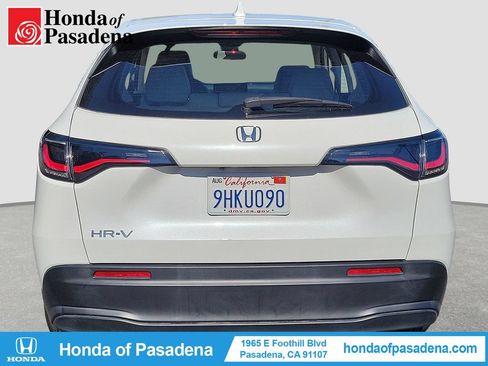 Used 2024 Honda HR-V LX image 3