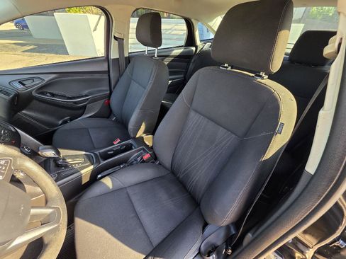 Used 2016 Ford Focus S FWD image 28
