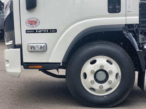New 2025 Isuzu NPR HD RWD image 9
