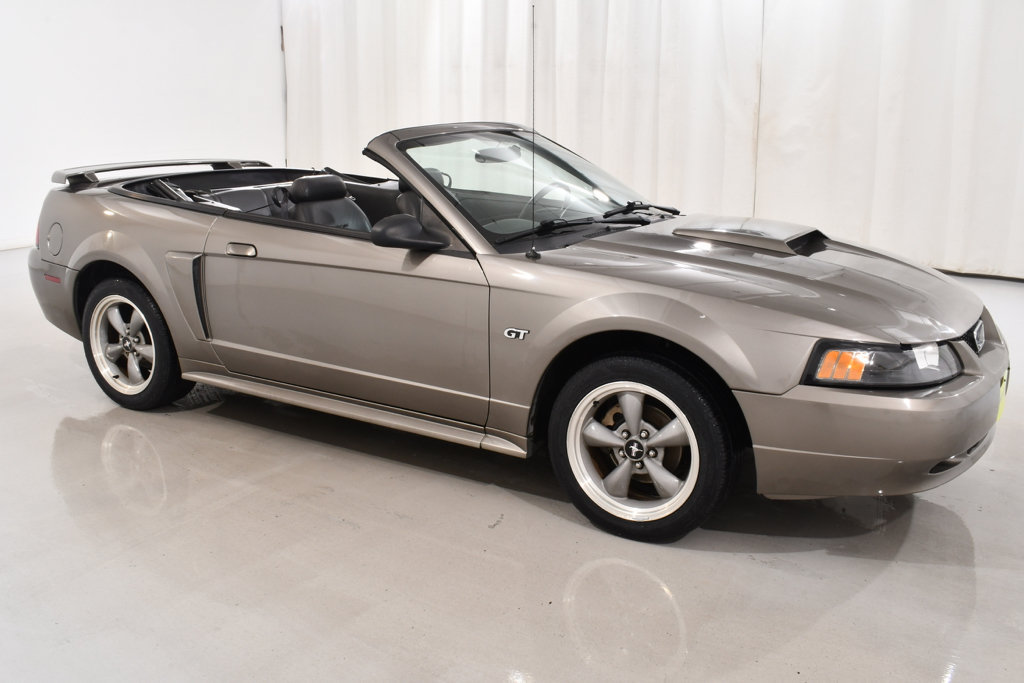 Used 2001 Ford Mustang GT RWD image 5