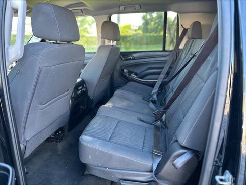 Used 2017 GMC Yukon XL SLE w/ SLE Value Package image 14